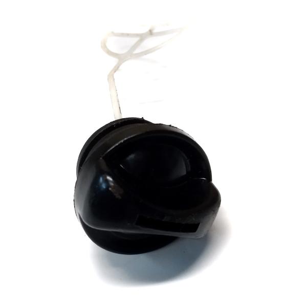 ・内容物　画像参照・型番　  G2501T G2551EZ G250 2500 　 など・用途　交換用修理部品パーツ 燃料キャップにもオイルキャップにも使用できます。純正と形は少し違いますが適合いたします。