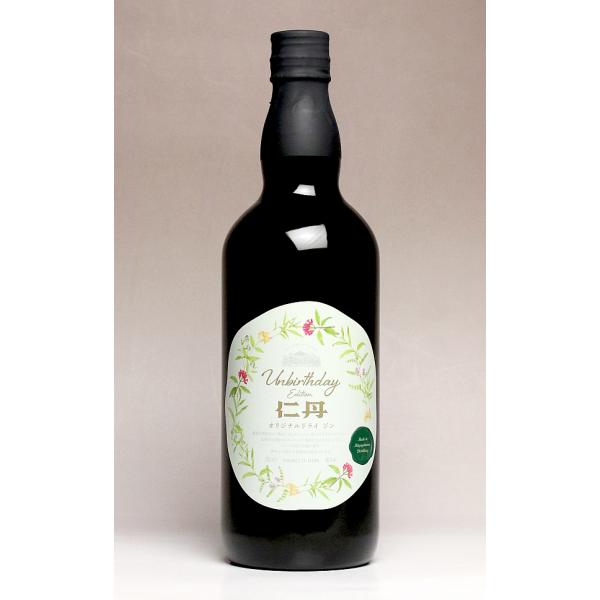 ・伝統の口中清涼剤「仁丹」とコラボすることで、香り味わい共に爽やかさを感じることができるクラフトジンです●大山甚七商店が製造しているジンです。ジンとは「ジュニパーベリーを中心に様々なスパイスやハーブを漬け込んで作る蒸留酒」のことだそうです。...