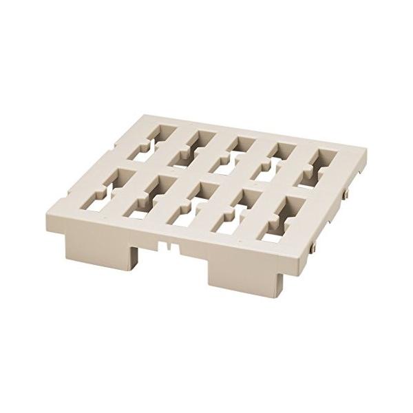 ・湿気・カビから守るプラスチック製すのこです。・並べて手軽に連結し、ズレることもありません。商品サイズ:約W375×380×70mm材質:ポリプロピレン樹脂色:アイボリー