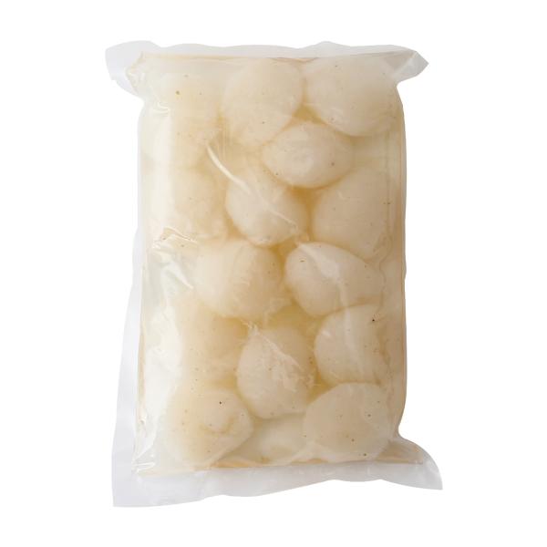 【商品説明】 サクサクした食感の大玉状の徳用こんにゃくです。 昔ながらの手仕込み製法で仕上げたサクサクした食感の大玉状(約45ｇ前後)の徳用こんにゃくです。 煮込めばモチモチ食感になります。 あく抜き不要・水洗いのみで、そのままでも召上れま...