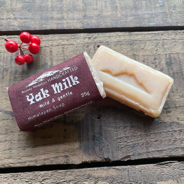 石鹸　アーユルヴェーダ　ヒマラヤ　ヤクミルク　YAK MILK　ソープ　BOUNTY HIMALAYA
