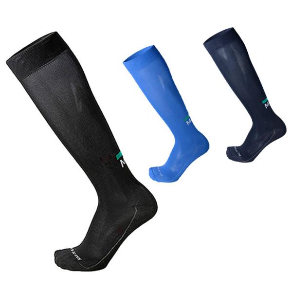 ホールド性能にこだわる超薄型MICOベストセラーモデルエキスパートが求める揺るぎないホールドを実現する、まるでストッキングのような極薄タイプのスキーソックス。純銀をコーティングしたX-staticを足底部に使用。薄くても驚きの暖かさ。軽量で...