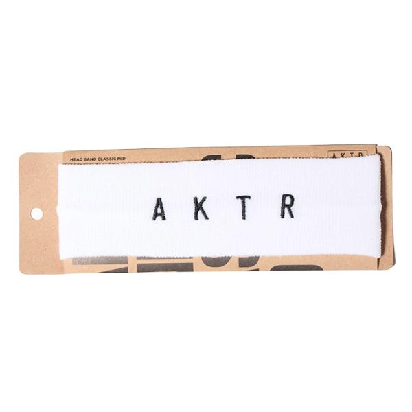 コーディネートに取り入れやすいカラーバリエーションのヘッドバンド。シンプルな刺繍入りで違いをアピール。■カラー：WH■サイズ：FREE■素材：ナイロン80%、ポリエステル14%、ポリウレタン6%検索ワード：バスケットボール バスケ 小物