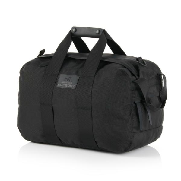 目的に合わせて必要なアイテムが十分に収納できるダッフルバッグです。サイドには便利なジッパーポケットと、持ち運びに便利なキャリーハンドルが付いています。■カラー：コーデュラBK ( コーデュラバリスティックブラック )■容量：33L■サイズ：...