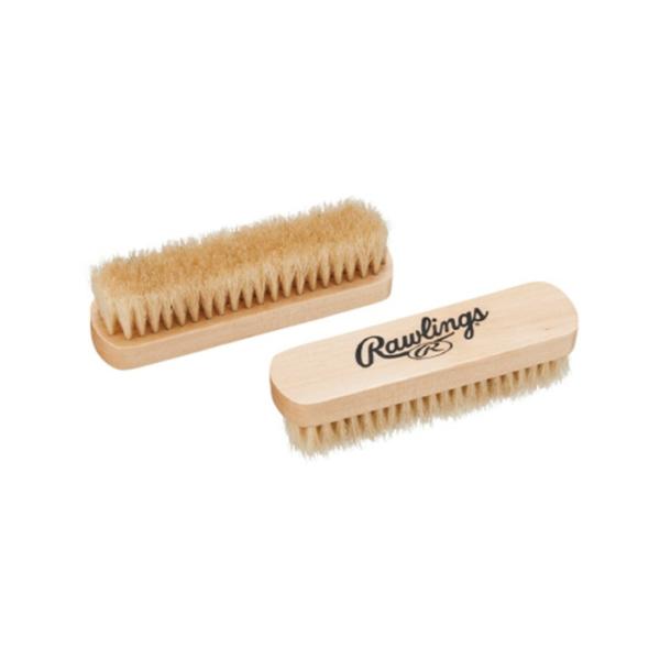 毛先の柔らかい馬毛はメンテナンス終了後のブラッシング。オイルを毛孔の中に残さず吸い取ります。繰り返しブラッシングを行うことで革独自の艶感が生まれます。※商品の色は、現物と多少異なる場合がありますのであらかじめご了承ください。■サイズ：3.8...