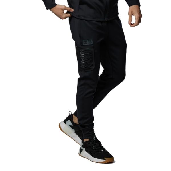 アンダーアーマー スポーツウェア ジャージ ロングパンツ メンズ UAアーマースプリングニット ジョガーパンツ 1384813-001 UNDER ARMOUR