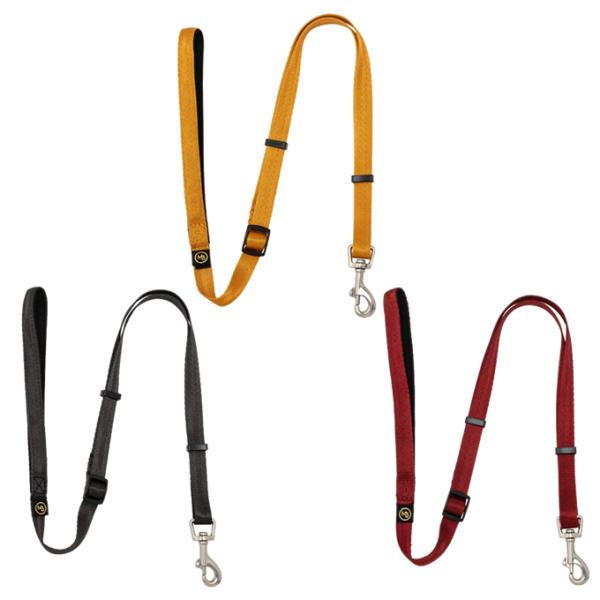 ワンちゃんの体高に合わせて長さを調整可能。持ち手部の内側にはネオプレーンを使用しているので柔らかく、オーナー様にも優しい仕様です。また製品には摩擦に強く耐久性の高いナイロン素材を使用しています。■カラー：CHARCOAL、MUSTARD、R...