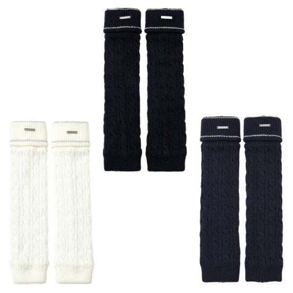 合わせるアイテムを選ばず使える、着回しの良さが魅力のケーブル編みレッグウォーマー。内側フリース素材で仕立て保温性が高く、シンプルなケーブル編みが上品なデザインです。ふんわりと柔らかな付け心地と、二つ折りデザインで冷気の侵入を軽減する為、暖か...