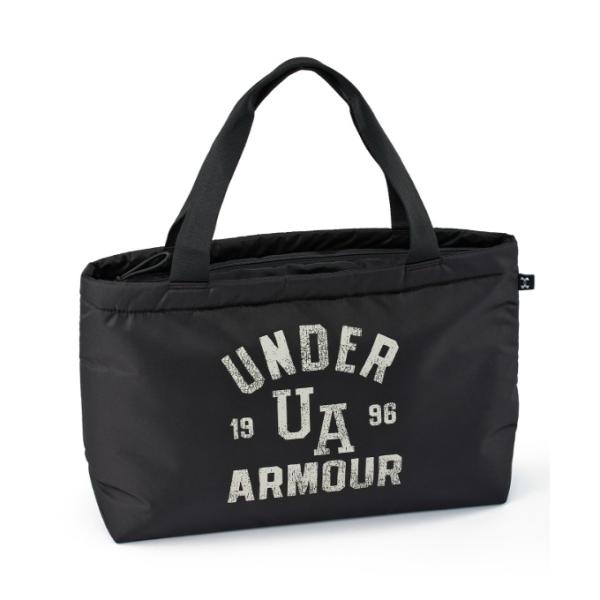 ■カラー：001 ( Black )■サイズ：W45.5cmxH29.6cmxD14.5cm※製品によって仕上りサイズに多少の誤差がありますのでご了承下さい。■容量：19L■素材：ポリエステル100%■特長：・悪天候の中でも快適さと通気性の...