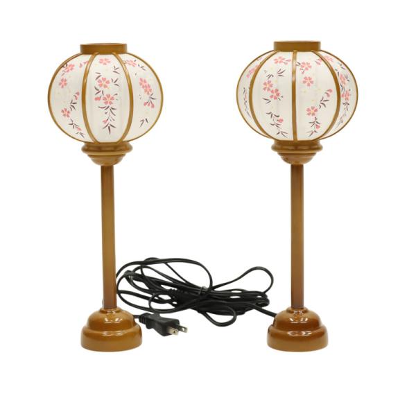 アウトレット品。見本使用、展示品です。アウトレット品 雛人形 道具単品 30cm 雪洞 こゆき 古代塗 木製 コード付き 2個セット 高さ30cm (25a-ya-0656) インテリア ディスプレイ 見切処分品