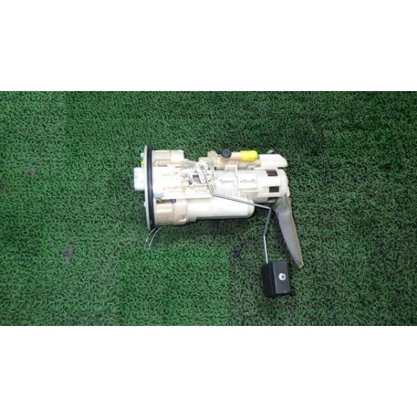 マークIIブリット TA-JZX110W フューエルポンプ 77020-22010 23221