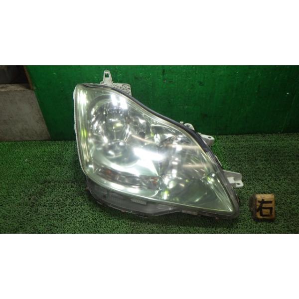 自動車 クラウン GRS211 右フィニッシャーパネル スタンレー 30-405