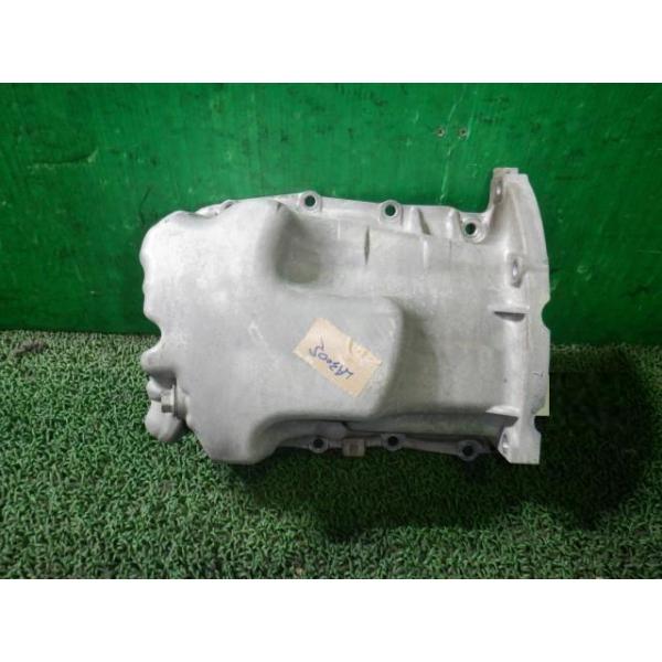 ミラ（ダイハツ） ミライース DBA-LA300S オイルパン 12101-B2025 中古