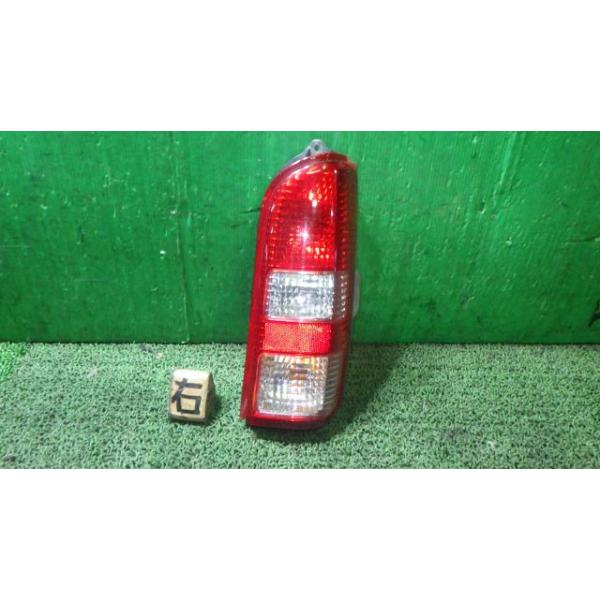 エブリイワゴン エブリィ GF-DA52W 右テールランプ TOKAIDENSO 35603