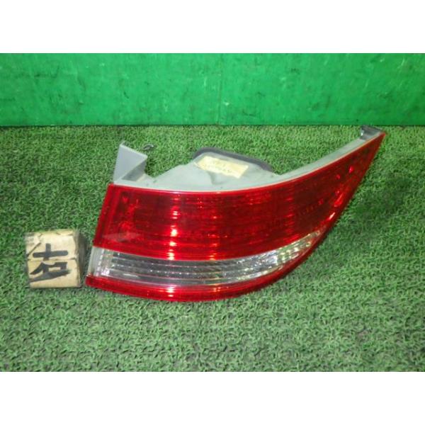 エリシオン DBA-RR1 右テールランプ NH683P スタンレー P4149 : 株式