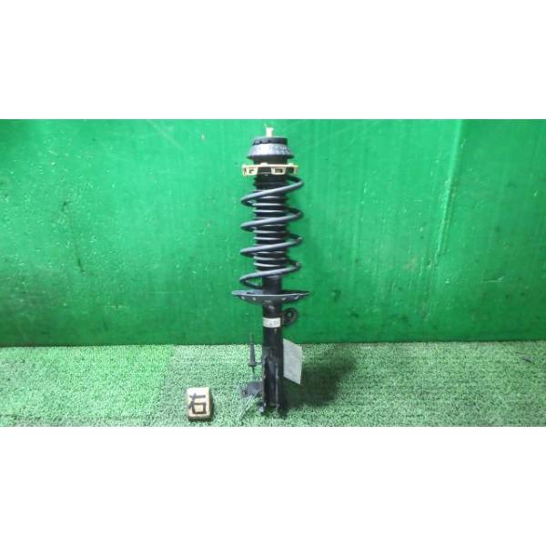 フィットシャトル DAA-GP2 右フロントストラット 51610-TF9-0130 51611