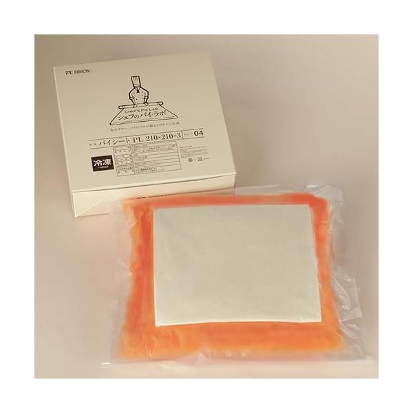 様々な料理、デザートに適した、使い勝手の良い角型パイシート。作業場所を取らない、コンパクトなサイズです。