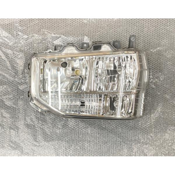 コースター 【中古品】トヨタ純正 ZXB60・70系 ヘッドライト 左 （助手