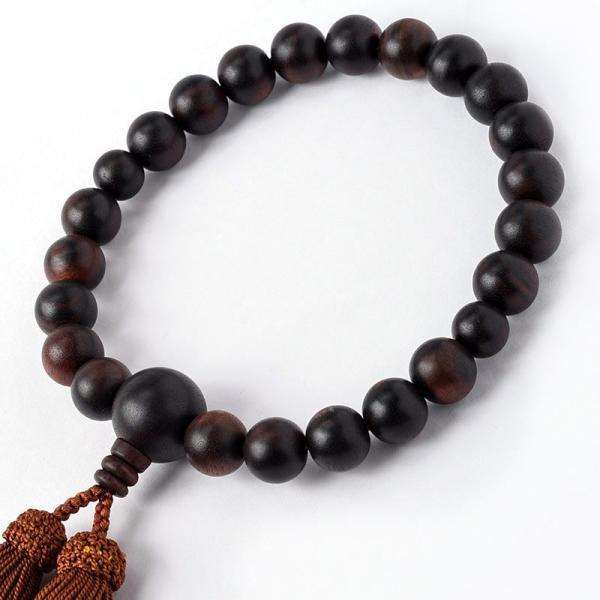 親珠（おやだま） 黒檀：19.3ミリ主珠（おもだま） 黒檀：13.5ミリ二天珠（にてんだま） 黒檀：10.6ミリ房 人絹箱 なし宗派 天台宗・真言宗・浄土宗・臨済宗・曹洞宗・日蓮宗・浄土真宗本願寺派・浄土真宗大谷派・時宗・黄檗宗・無宗派対応...