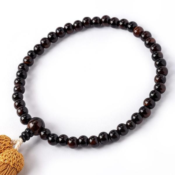 親珠（おやだま） 黒檀：10.8ミリ主珠（おもだま） 黒檀：7ミリ二天珠（にてんだま） 黒檀：6ミリ宗派 天台宗・真言宗・浄土宗・臨済宗・曹洞宗・日蓮宗・浄土真宗本願寺派・浄土真宗大谷派・時宗・黄檗宗・無宗派対応お手入れ 柔らかい布巾等で拭...