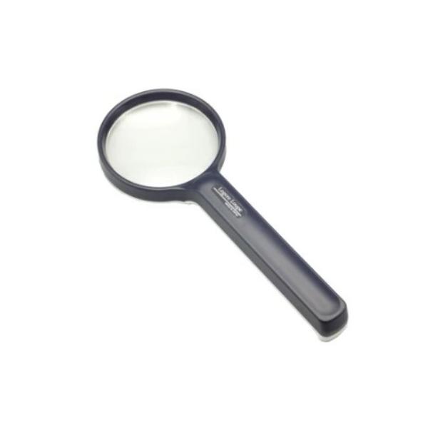 ◆商品特徴軽くて丈夫な持ちやすいプラスチック仕様です。レンズ面にはハードコートを施しており、傷がつきにくいのも特徴です。倍率：２.5倍レンズサイズ：７５ｍｍ　ハードコート付アクリルレンズ重さ：７２g