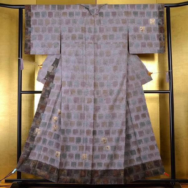 手織り紬 ておりつむぎ 正絹 中古 リサイクル着物 グレー 深緑 緑 紫 四季草花文様 パールトーン加工済 Cc1265 Supersport Tn