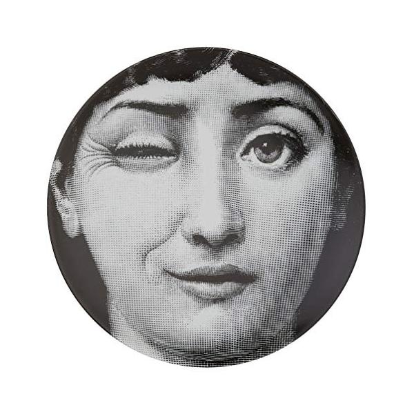 Fornasetti 値下げ フォルナセッティ Tema E Variazioni ウォールプレート 130 並行輸入品 イタリア製 飾り皿 壁掛け