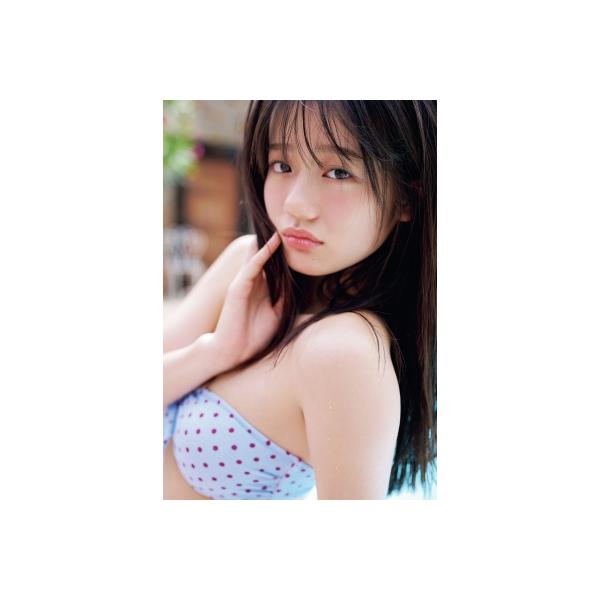 中島瑠菜 1st写真集 Luna / 中島瑠菜 〔本〕