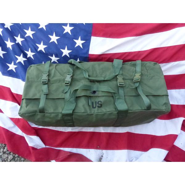 アメリカ軍実物放出品　パックボード hobart-bros_c1099