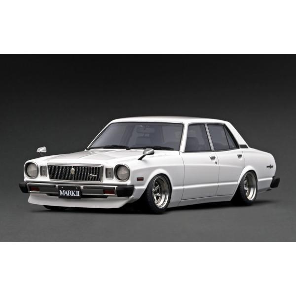 ignition model 1/18 Toyota MarkII Sedan Grande (MX41) White