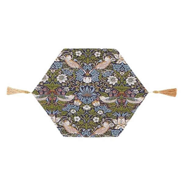 小鳥とストロベリーの可愛い＜ いちご泥棒 ＞の柄でございます。【寸　法】　サイズ：W35 × L 45 cm　タッセル約 11 cm 　　【材　質】 (表地)ポリエステル69％、綿17％、レーヨン12％、ナイロン2％ (裏地)ポリエステル1...