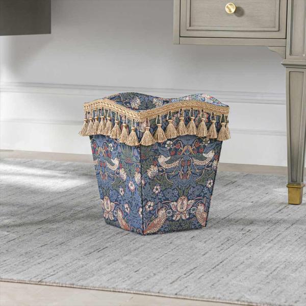 WFjt@[eC[ _Xg{bNX D_ }`{bNX t@ubN Jgi[WG JENNIFER TAYLOR