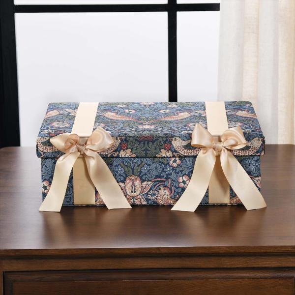 WFjt@[eC[ {bNX3PZbg D_ P[X t@ubN Jgi[WG JENNIFER TAYLOR