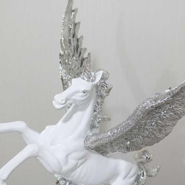ユニコーン ペガサス 置物 剥製 完成品 オブジェ ホワイト シルバー 完成品 剥製 アニマル 北欧 モダン アニマル 動物 230 786 インテリア北欧店