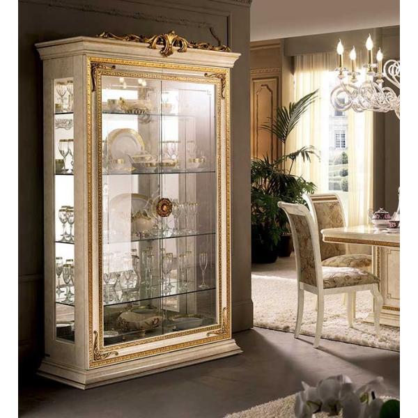 2ドアキャビネット Leonardo アレドクラシックの魅力