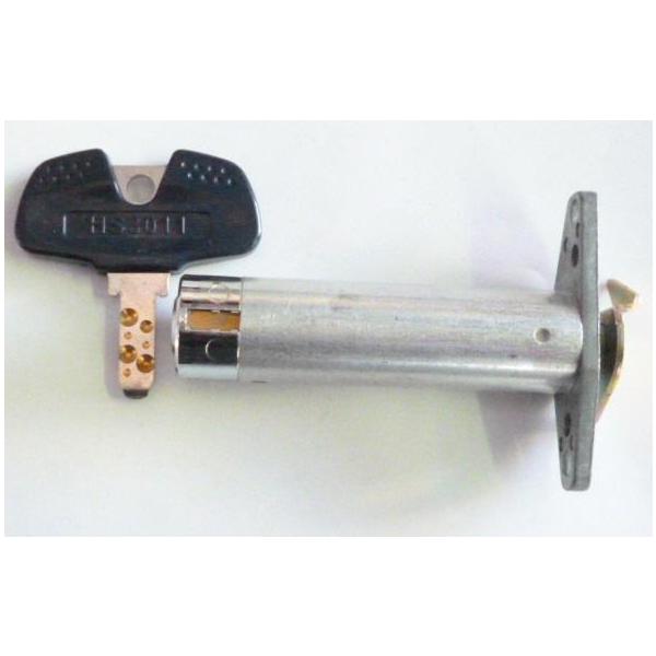 【パチスロ実機のシリンダー】メーカー：アルゼ系鍵番号：HS3011 (長さ：70mm)「ご注意」シリンダーに、テープ跡や機種名等のメモが書いてある事も御座います。取り付けは、ビス２本で簡単に作業が出来ます。対応機種の一例【対応機種はビースト...