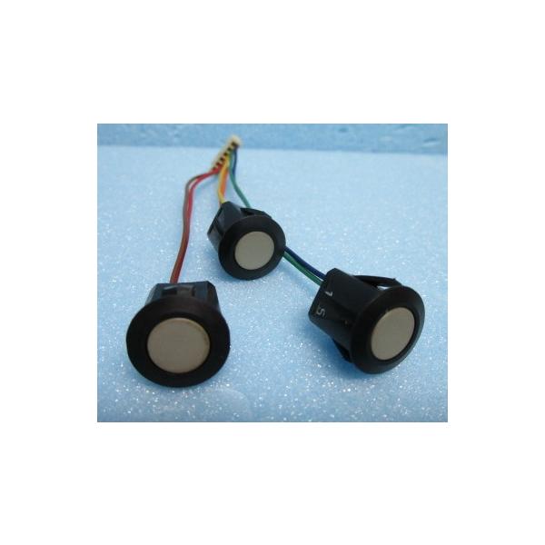 【実機用ボタン各種部品】パチスロ実機用部品 サミー・ロデオ・アリスト の「1ベット・2ベット・清算ボタンと配線セット」ですハードボイルド・獣王・旋風の用心棒・ジェットセットラジオ・ネコde小判・等対応機種の記載が有る際は、間違っている事が有...