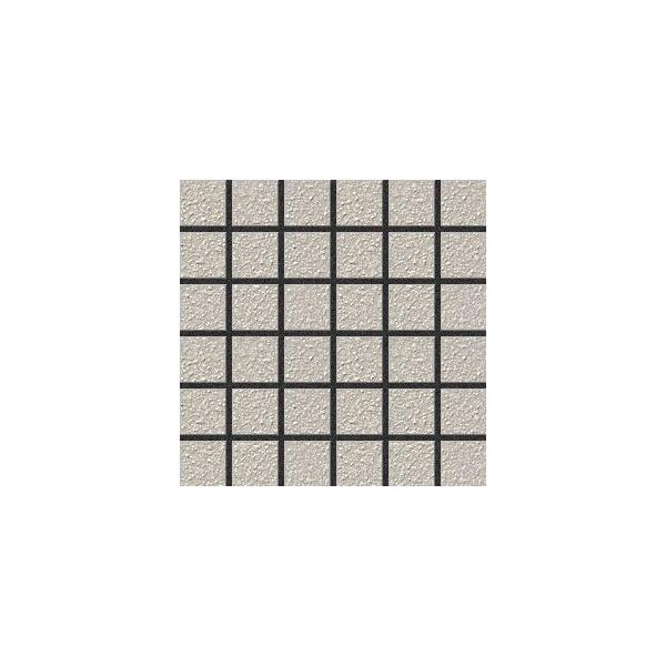 水まわり床に適した汎用的なモザイクタイルです。耐凍害｜BI［磁器質］｜施釉｜裏あし形状＝あり状｜■スペック■商品名：プレイン50形状名：50mm角紙張り目地共寸法：300×300mm実寸法：46.5×46.5mm厚さ：7.0mm厚あたり枚数...