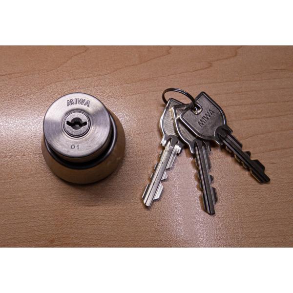 美和ロック製　U9　LA・MA用　シリンダー　キー3本付き※DAにも取り付けられます適応ドア厚：33〜42ｍｍステンレスヘアライン仕上げ