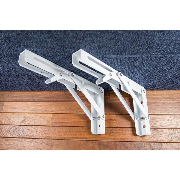 ・好みの天板で折りたたみ式の棚や作業台がつくれます。使用しない時は折りたたんで設置スペースを有効に活用できます。　　　　　　　　　　　　　　　　　　　　　　　　　　　・《たたむ時》 レバーを押してロックを解除。※木材、棚板はお客様でご用意く...