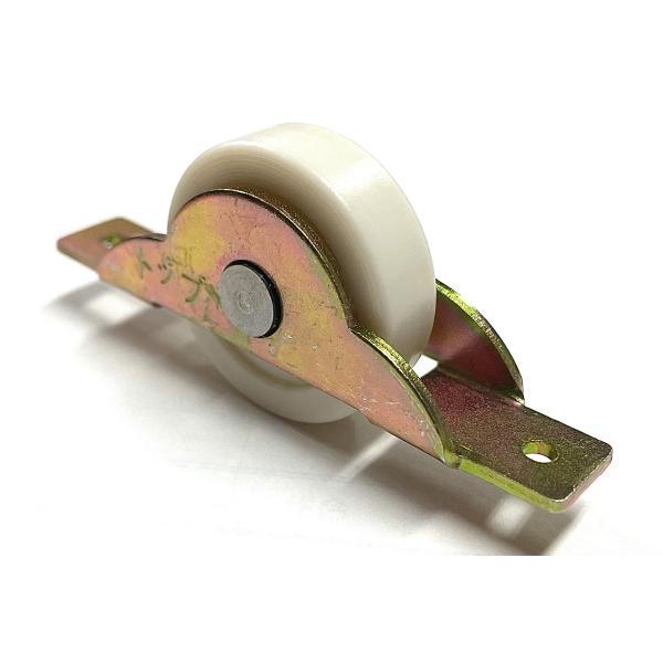 木製建具の引戸甲丸レールなどに使う、戸車です。丸、平とあり、サイズは３０，３６mmのサイズがございます。※　釘は付属しておりません※数量や同梱されるものによって、送料が宅急便扱いに変更されます※シンギオイル戸車の代替え品です※メール便　１０...