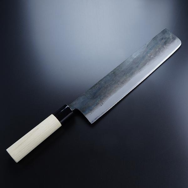 元兼 大型菜切包丁 両刃 300mm 黒打ち仕上げ 青紙1号 朴柄 元兼 大型菜切包丁 両刃 300mm 黒打ち仕上げ 青紙1号 朴柄
