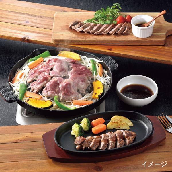 ラム肉の3つの部位を食べ比べできる生ラムの3種セット。それぞれの異なる味わいを、醤油ベースのオリジナルの生ラムのたれでお楽しみいただけます。