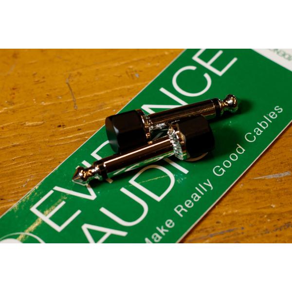 SISソルダーレス・ケーブル専用のプラグ／L型【1本単位／プラグのみ】