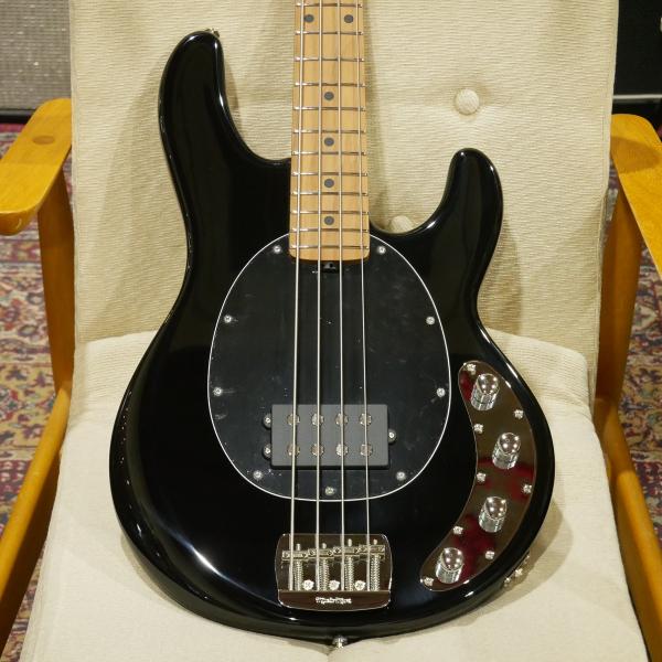 ベース Music Man StingRay 4 Black/Rosewood Music Man MUSIC MAN / Stingray 4 Special / Maple Fretboard / Black