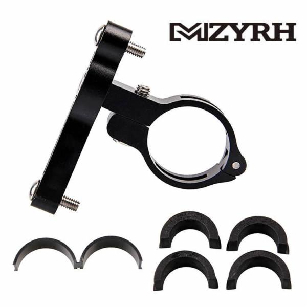 商品特徴：MTB、ロードバイク、クロスバイクなどで利用できボトルケージマウントアダプターです。ほとんどのウォーターボトルが取り付け可能です。またブラケットは取り付け場所に合わせて90度回転。シートポスト、ハンドルバーのどちらでの利用できます...