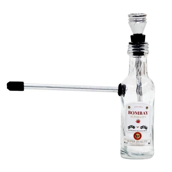 酒瓶をモチーフにしたデザインのコンパクト水パイプです。吸い口も長め設計なので、使いやすく、機能的にも優れた水パイプです。◆仕様・高さ　　：約14cm・本体幅　：約3.5cm・火皿径　：約1.3cm・対応スクリーンサイズ：15mm※パーツの形...