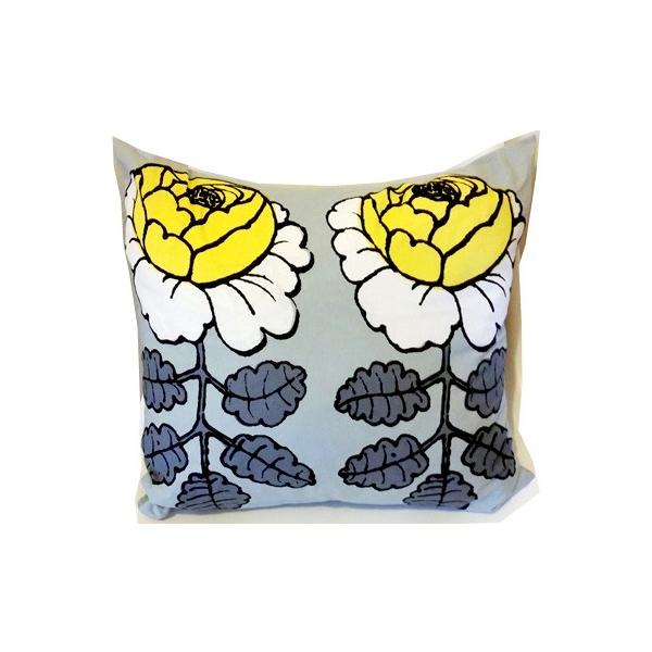Marimekko マリメッコ マーライスルース Maalaisruusu 田舎の薔薇 Vihkiruusu ヴィヒキルース クッションカバー Buyee Buyee Japanese Proxy Service Buy From Japan Bot Online
