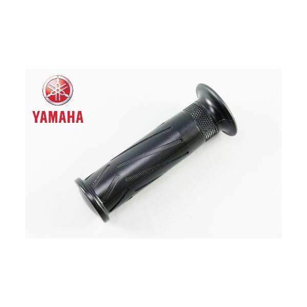 | おすすめポイント何と言ってもYAMAHA［ヤマハ］純正品の為安心してご使用頂けます。販売店に脚を運ばずともアイネットで購入ならヤマハ純正部品も楽々購入。| 商品詳細商品名:グリップメーカー:ヤマハ純正部品番号:5ML-F6241-01メ...