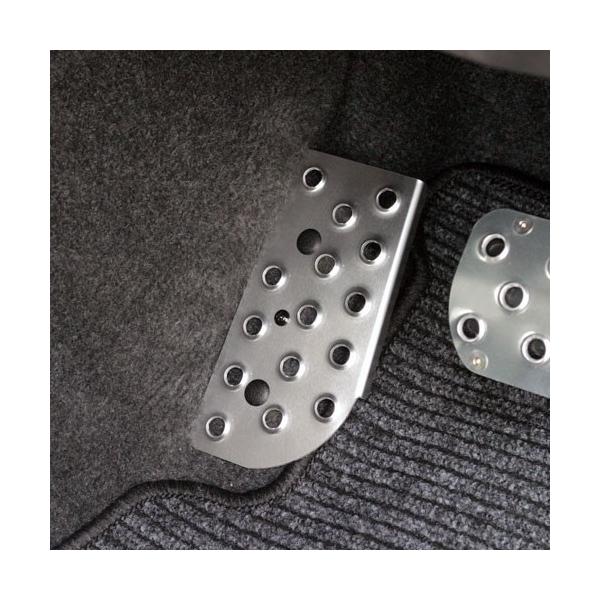 ジムニーSJ30〜JB23用 アピオ製 MT車用ドライバー用フットレスト